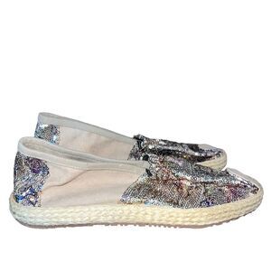 Mandalas Shoes taupe microsuede and sequins NWOT or box size 8